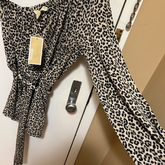 Michael, Michael Kors knit tie waist top. NWT XL - Picture 3 of 6